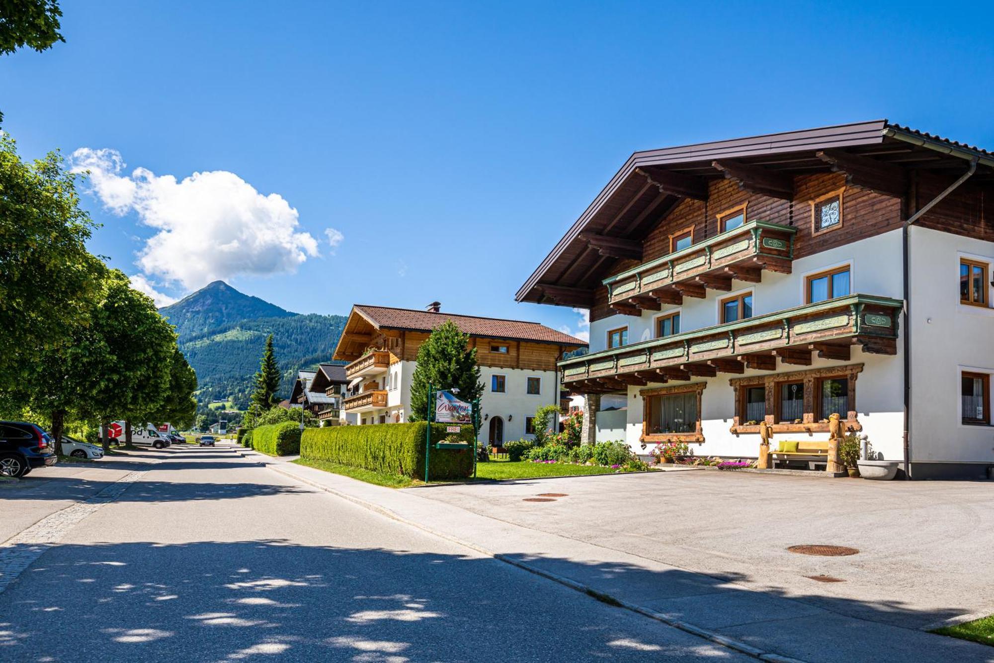 Holiday Im Gaestehaus Warter In Altenmarkt Altenmarkt im Pongau Εξωτερικό φωτογραφία